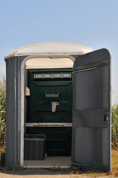 Best Luxury portable toilet rental  in Hattiesburg, MS